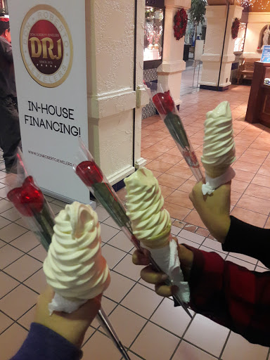 Shopping Mall «Indio Fashion Mall Shopping Center», reviews and photos, 82001 CA-111, Indio, CA 92201, USA