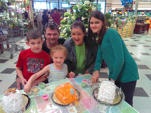 Grocery Store «Kroger», reviews and photos, 13333 Eureka Rd, Southgate, MI 48195, USA