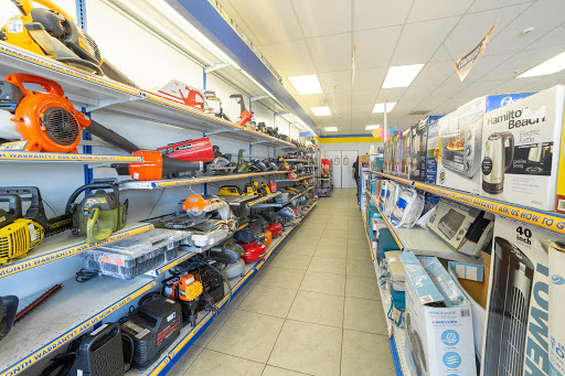 La Familia Pawn and Jewelry, 1707 E Hinson Ave, Haines City, FL 33844, USA, 