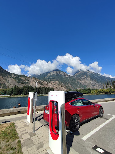 Kommentare und Rezensionen über Tesla Supercharger