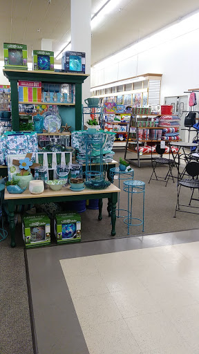 Clothing Store «Burlington Coat Factory», reviews and photos, 8225 E Kellogg Dr, Wichita, KS 67207, USA