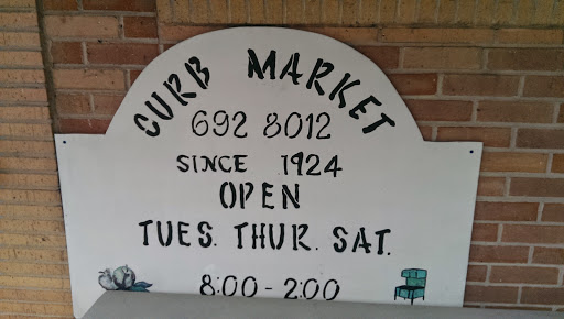 Grocery Store «Curb Market», reviews and photos, 221 N Church St, Hendersonville, NC 28792, USA