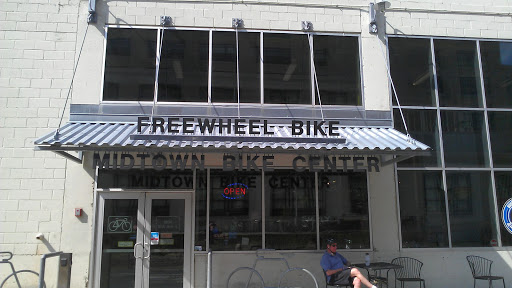 Bicycle Rental Service «Freewheel Bike Midtown Bike Center», reviews and photos, 2834 10th Ave S, Minneapolis, MN 55407, USA