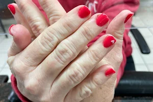 Annie's Nails image