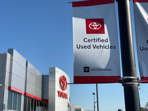 Toyota Dealer «Springhill Toyota», reviews and photos, 3062 Government Blvd, Mobile, AL 36606, USA