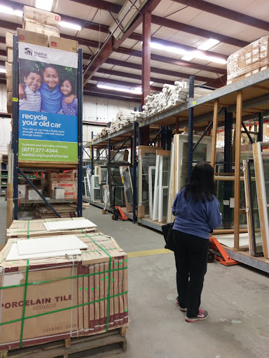 Building Materials Store «Habitat For Humanity Restore», reviews and photos, 2111 Lakeland Ave, Ronkonkoma, NY 11779, USA