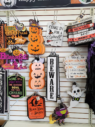 Dollar Store «Dollar Tree», reviews and photos, 11150 Research Blvd, Austin, TX 78759, USA