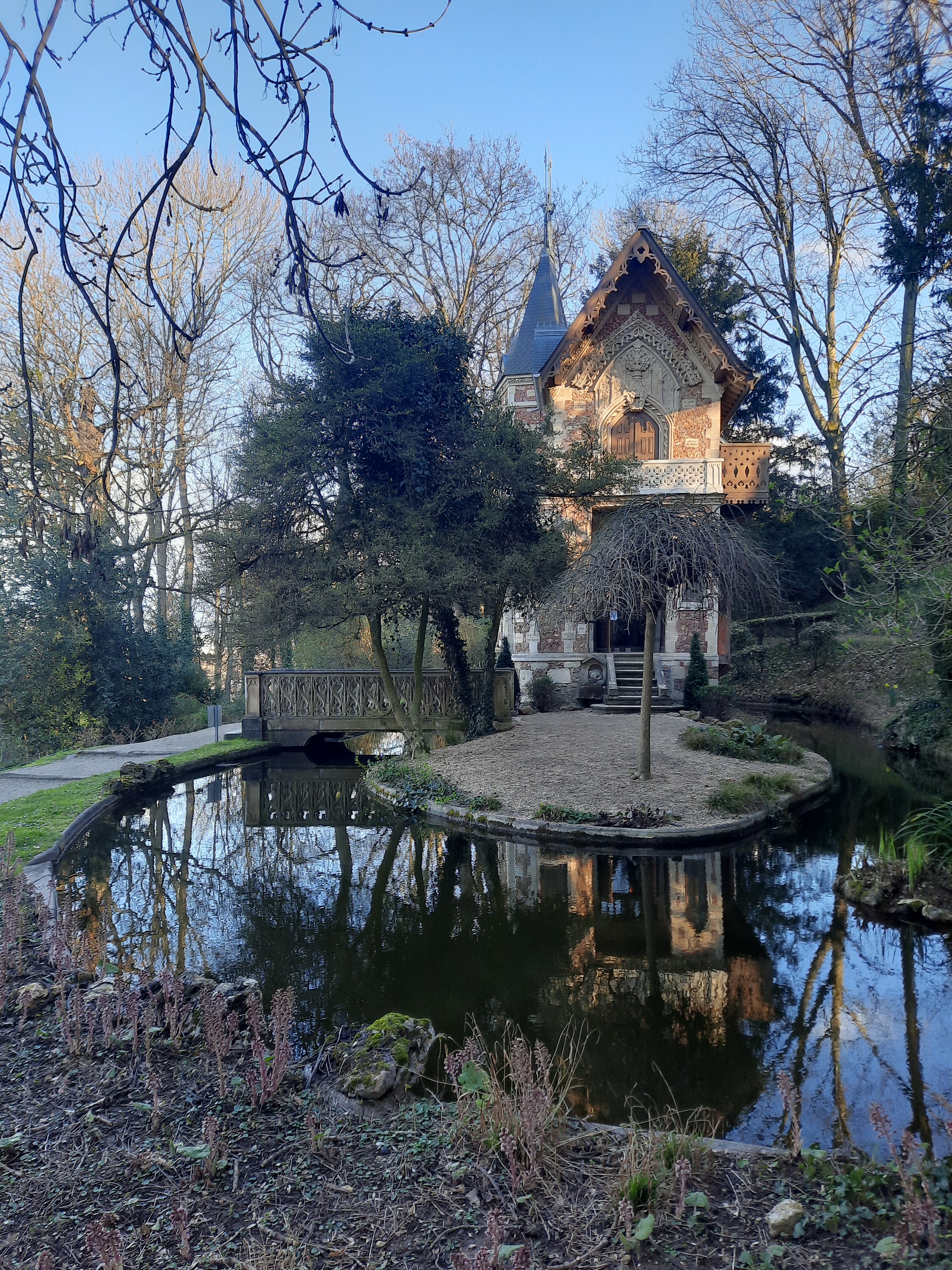 Photo n° 5 de l'avis de L.i fait le 19/03/2023 à 20:22
