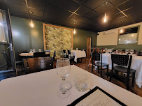 Atmosphère du Chez Jostel - Restaurant bord de Saône à Genay - n°2