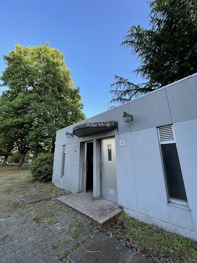 堀反町街区公園 公衆トイレ