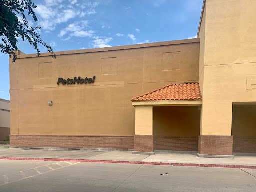 Pet Supply Store «PetSmart», reviews and photos, 200 S Village Center Dr, Southlake, TX 76092, USA