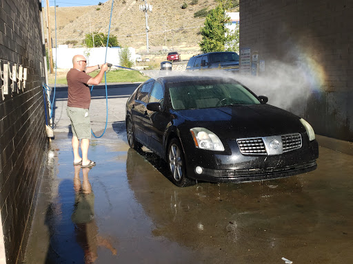 Little Mountain Car Wash en Tooele