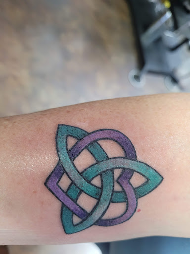 Tattoo Shop «The Tattoo Room», reviews and photos, 2315 Kuehner Dr #111, Simi Valley, CA 93063, USA