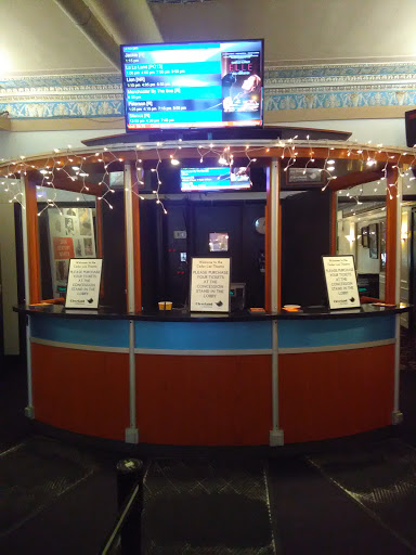 Movie Theater «Cedar Lee Theatre», reviews and photos, 2163 Lee Rd, Cleveland Heights, OH 44118, USA