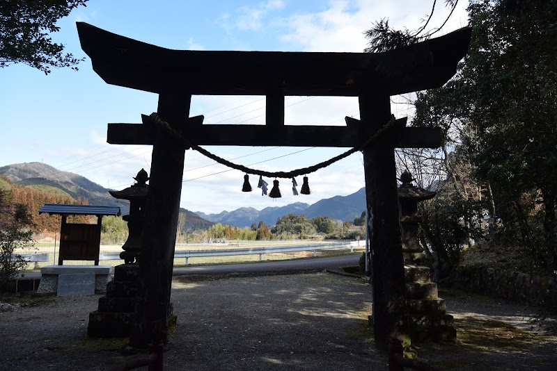 坪谷神社