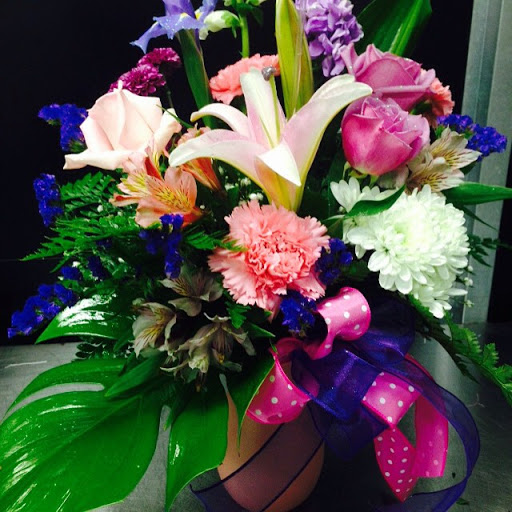 Florist «Bloom Florist», reviews and photos, 745 Atlantic City Blvd, Bayville, NJ 08721, USA