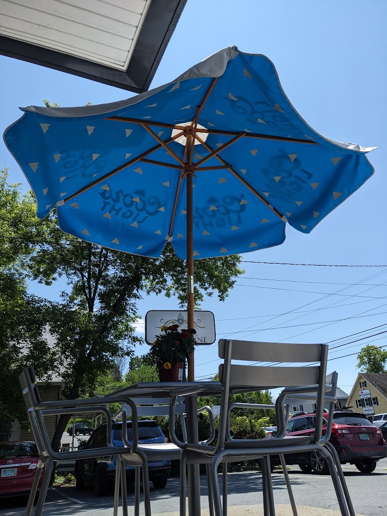 Tuk Tuk Thai Cuisine and Sushi 03784