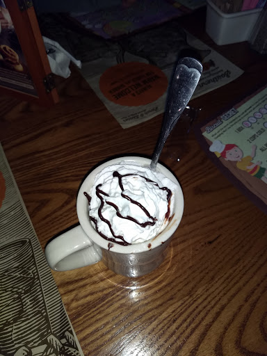 American Restaurant «Cracker Barrel Old Country Store», reviews and photos, 675 Buford Hwy, Cumming, GA 30040, USA