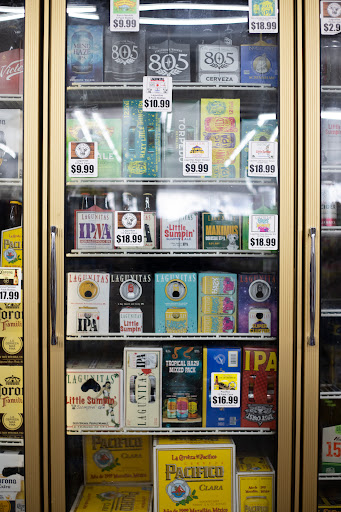 Grocery Store «El Verano Market», reviews and photos, 19050 Bay St, Sonoma, CA 95476, USA