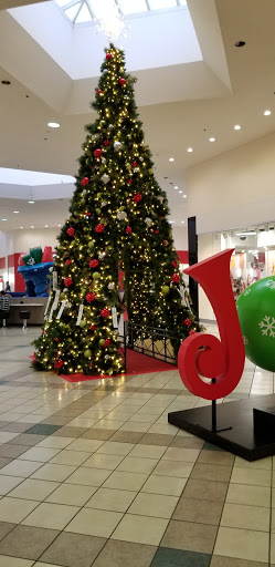 Movie Theater «Regal Cinemas River Ridge 14», reviews and photos, 3411 Candlers Mountain Rd, Lynchburg, VA 24502, USA