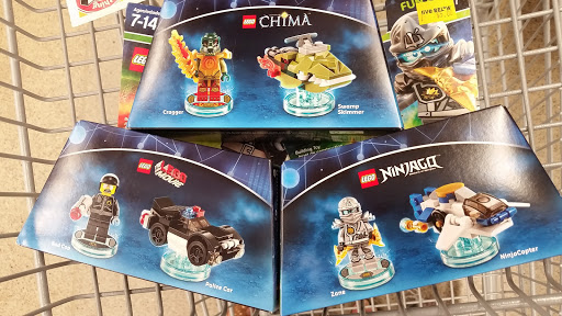 Variety Store «Five Below», reviews and photos, 3910 Commerce Blvd, Dickson City, PA 18519, USA