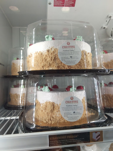 Ice Cream Shop «Cold Stone Creamery», reviews and photos, 2015 S Hurstbourne Pkwy, Louisville, KY 40220, USA