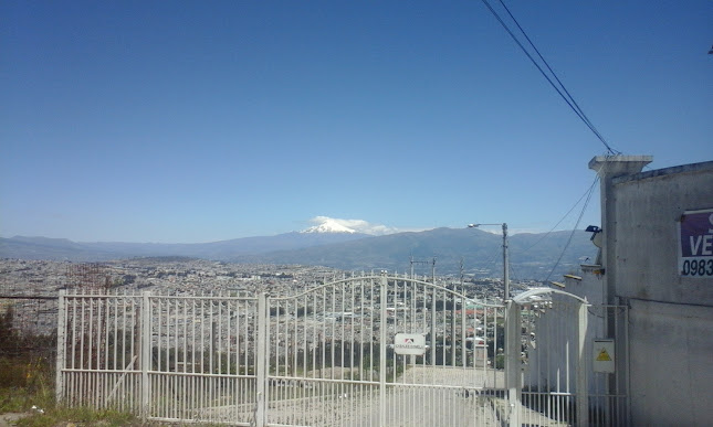 VGVM+W2C, Quito 170144, Ecuador
