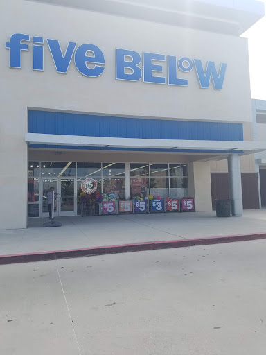 Variety Store «Five Below», reviews and photos, 6600 Spring Stuebner Rd Suite 156, Spring, TX 77389, USA
