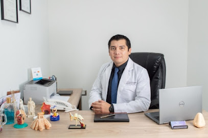 Dr. Edwin Canché Martín, Otorrinolaringólogo