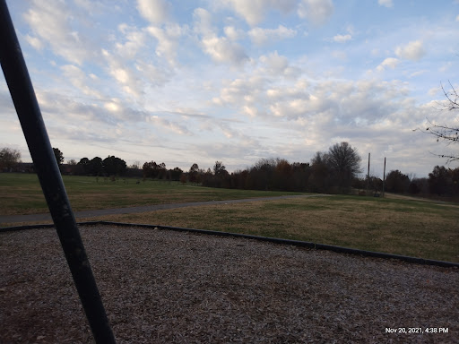 Golf Course «Sun Valley Golf Course», reviews and photos, 6505 Bethany Ln, Louisville, KY 40272, USA