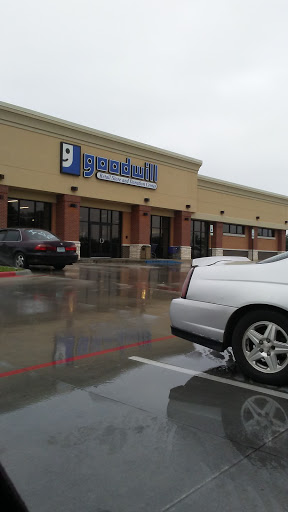 Thrift Store «Goodwill Retail Store of Springfield – Chestnut Crossing», reviews and photos, 425 S Western Ave, Springfield, MO 65802, USA