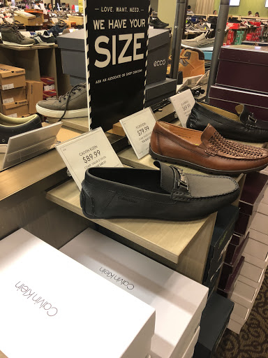 Shoe Store «DSW Designer Shoe Warehouse», reviews and photos, 8389 Leesburg Pike, Vienna, VA 22182, USA