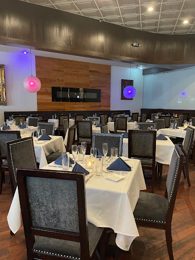 Steak House «Vines Grille & Wine Bar», reviews and photos, 7533 Sand Lake Rd, Orlando, FL 32819, USA