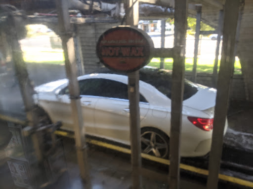 Car Wash «Village Hand Wash», reviews and photos, 3369 Thousand Oaks Blvd, Thousand Oaks, CA 91362, USA