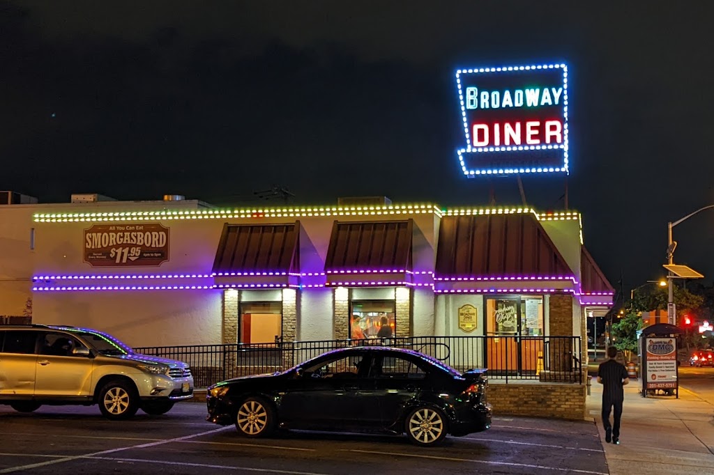 Broadway Diner 07002