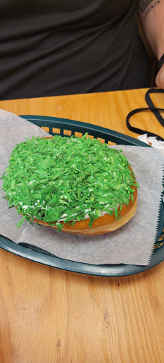 Donut Shop «Dandee Donuts Factory», reviews and photos, 102 N 28th Ave, Hollywood, FL 33020, USA