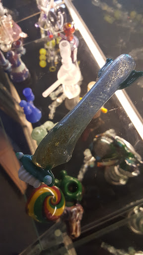 Tobacco Shop «Maine Daze Smoke Shop», reviews and photos, 259 St John St, Portland, ME 04102, USA