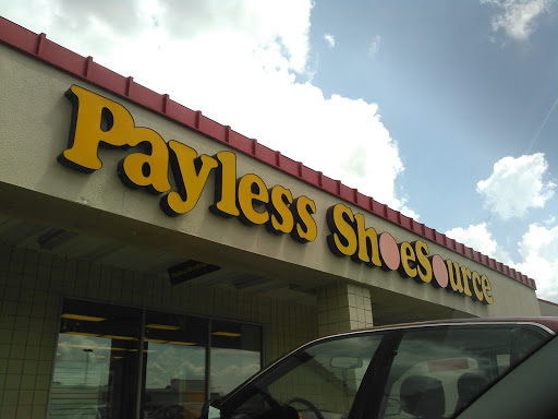 Payless ShoeSource, 4089 W Broad St, Columbus, OH 43228, USA, 