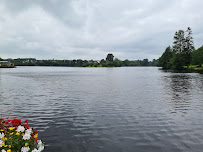 Logis Hôtel du Lac du Crêperie Le Miroir Aux Fées à Huelgoat - n°1