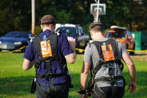 Skydiving Center «Cleveland Skydiving Center», reviews and photos, 15199 Grove Rd, Garrettsville, OH 44231, USA