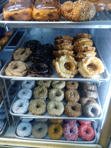 Donut Shop «B & B Donuts», reviews and photos, 528 S Beach Blvd, Anaheim, CA 92804, USA