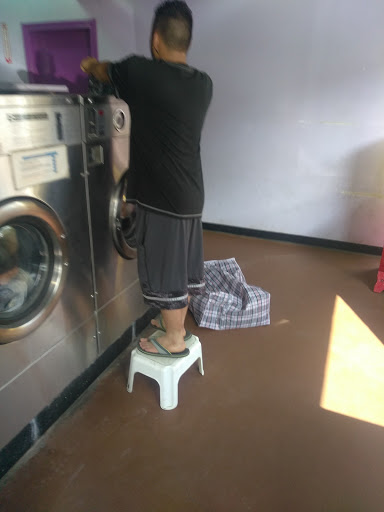 Laundromat «Gallo Loco», reviews and photos, 3801 Telephone Rd, Houston, TX 77023, USA