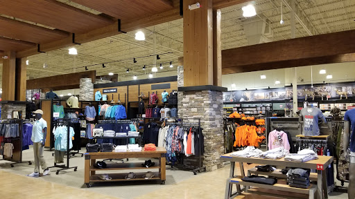 Outdoor Sports Store «Field & Stream», reviews and photos, 1510 Polaris Pkwy B, Columbus, OH 43240, USA