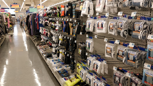 Clothing Store «Ross Dress for Less», reviews and photos, 640 Concar Dr, San Mateo, CA 94402, USA