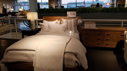 Furniture Store «Crate and Barrel», reviews and photos, 555 Bellevue Way NE, Bellevue, WA 98004, USA