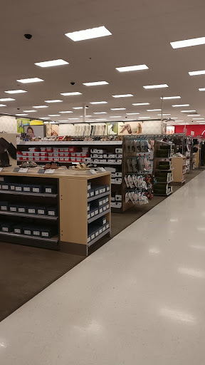 Department Store «Target», reviews and photos, 5901 Douglas Ave, Des Moines, IA 50322, USA