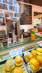 Photo n°3 de Bagel et Coffee à Neuilly-sur-Seine ()