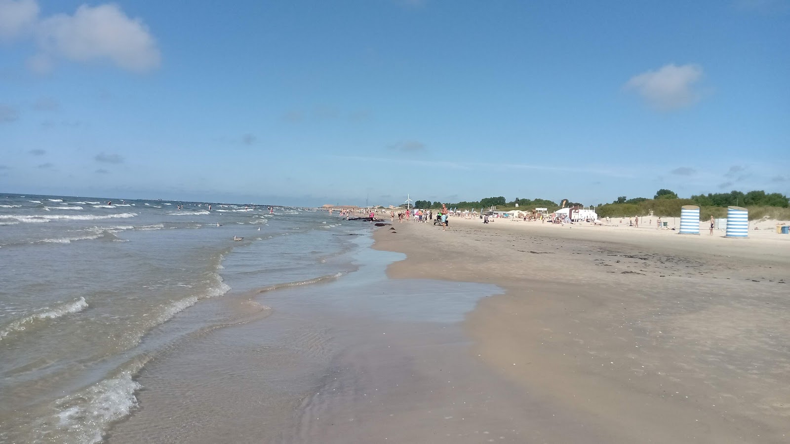 Foto van Liepajas pludmale met turquoise water oppervlakte