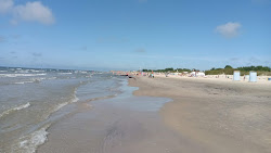 Φωτογραφία του Liepajas pludmale με μακρά ευθεία ακτή