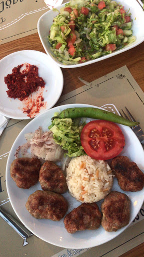 Tarihi İnegöl Köftecisi